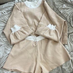 *Like New* Solai the Label Sweater Shorts Set